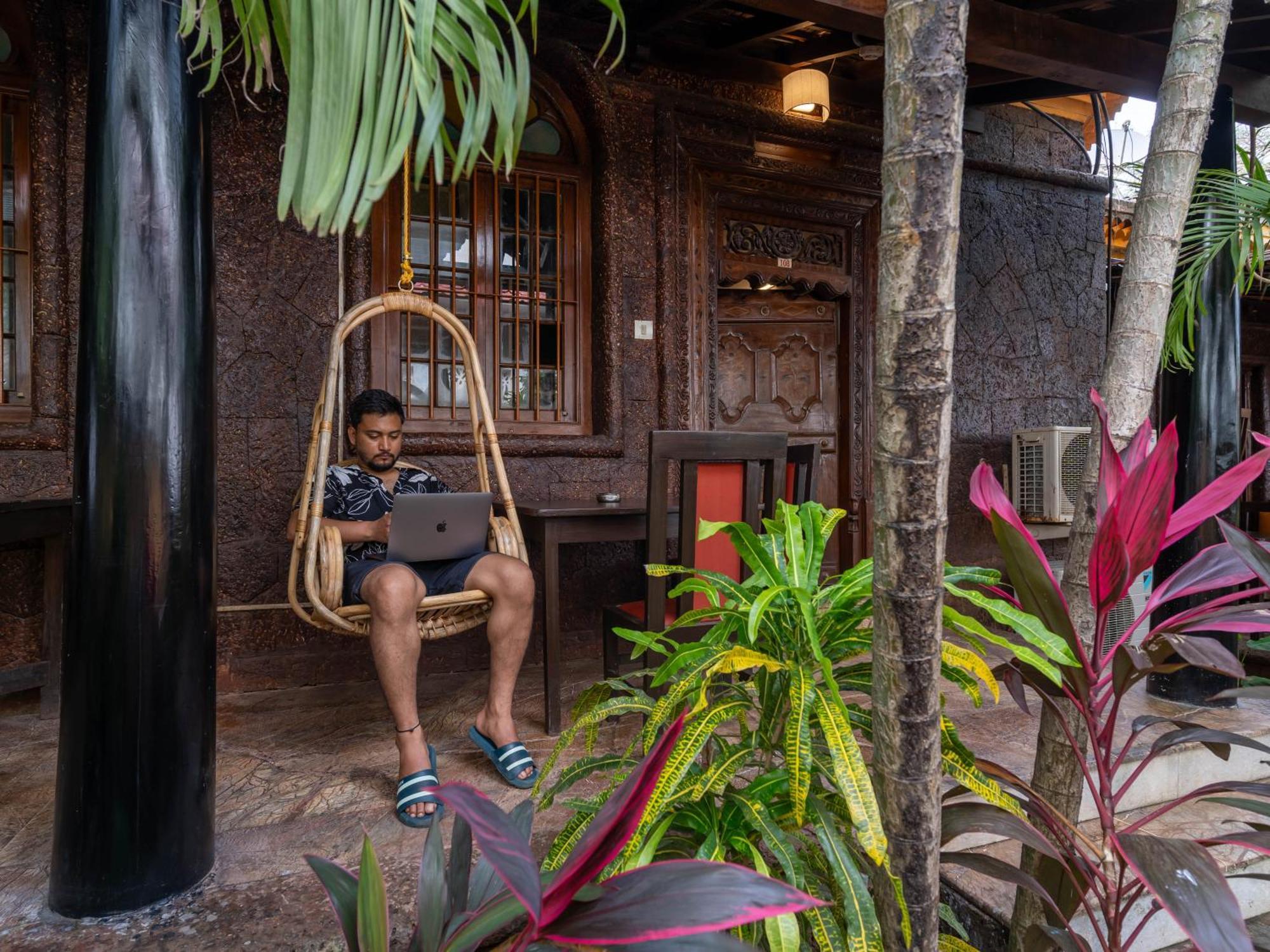 Madpackers Goa Anjuna - Bar Eksteriør bilde