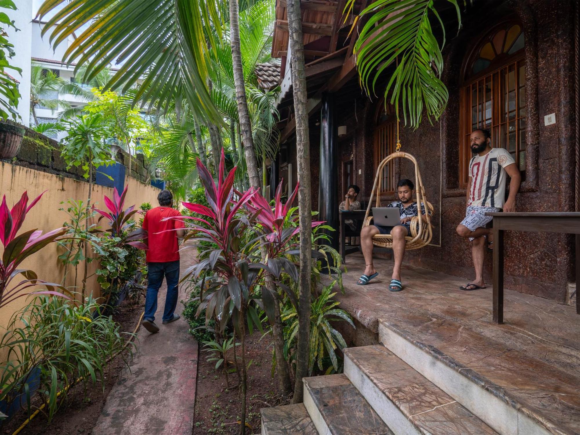 Madpackers Goa Anjuna - Bar Eksteriør bilde